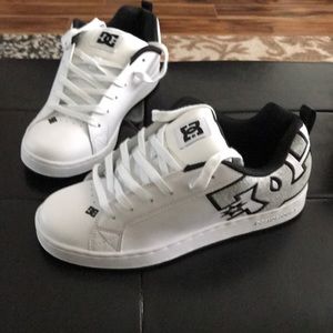 BRand new DC shoes